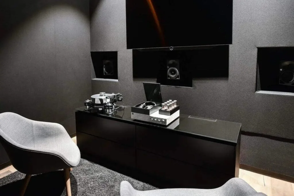 Tai nghe Sennheiser HE 1