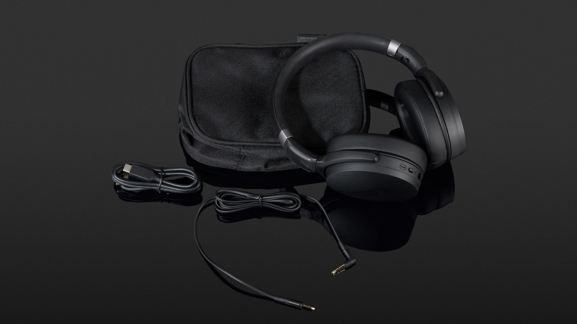 Sennheiser HD 450BT - Tai nghe với bass mạnh, truyền cảm hứng âm nhạc