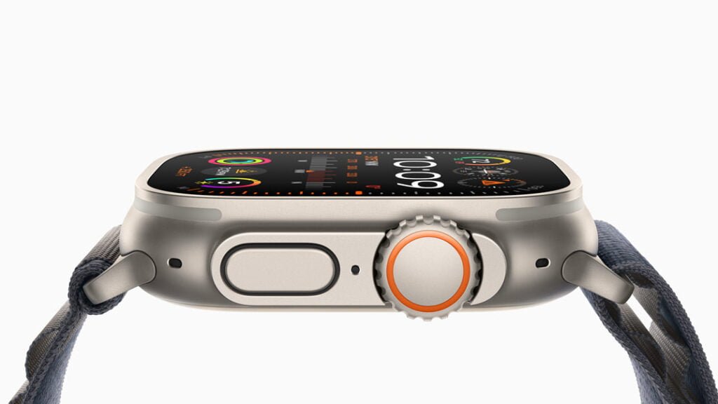 Apple Watch Ultra 2 ra mat 2